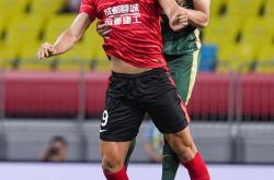 九游娱乐app下载-杭州绿城球员备战决胜之战，觊觎新一轮比赛的成功