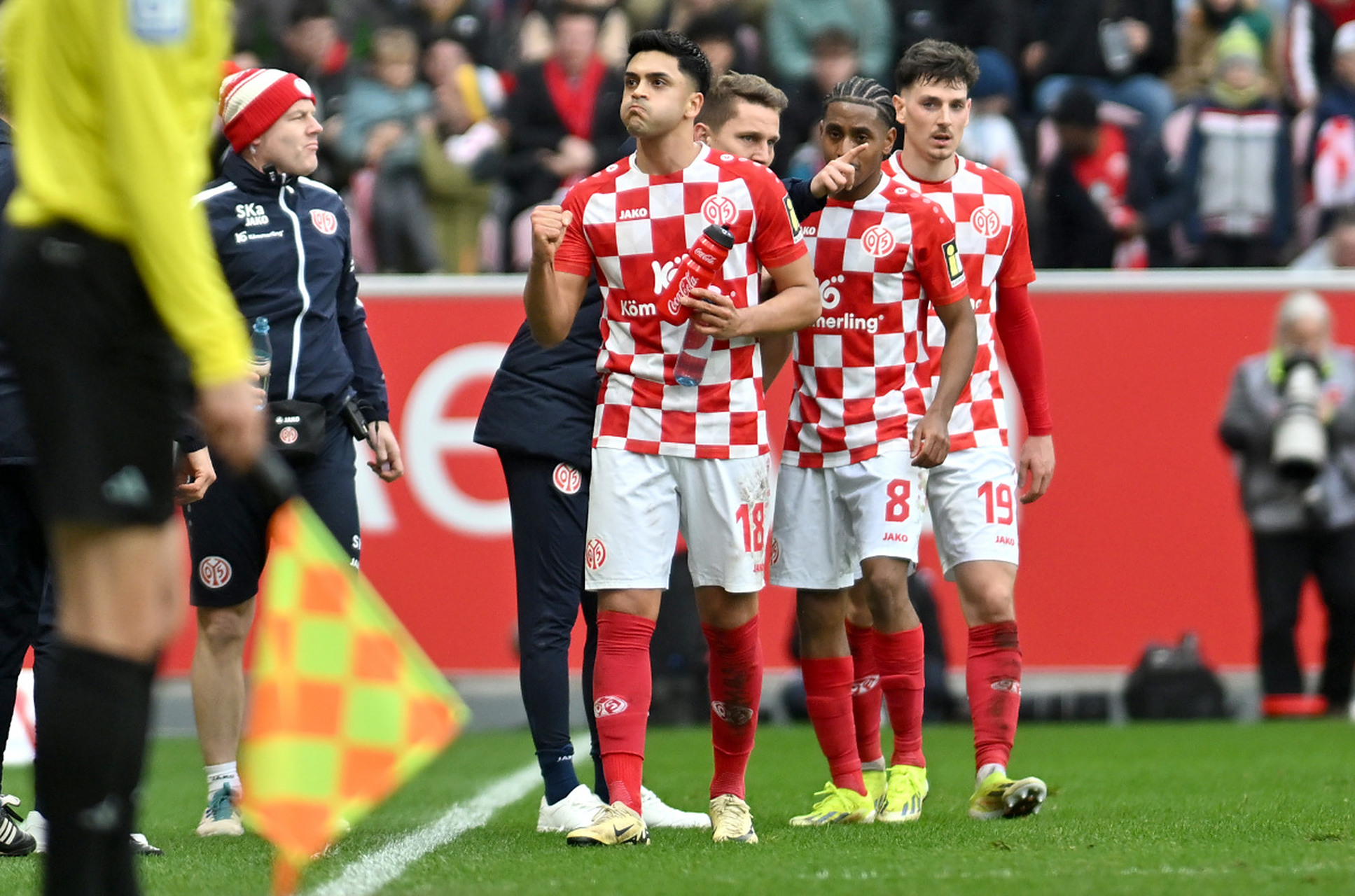 勒沃库森火力全开,不可一世的气焰的简单介绍 勒沃库森火力全开,不可一世的气焰的简单介绍