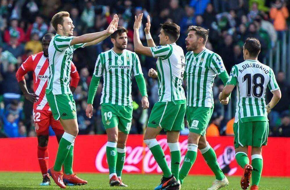 欧冠冠军庆乔丹贡献,皇马迎战贝蒂斯 欧冠冠军庆乔丹贡献,皇马迎战贝蒂斯